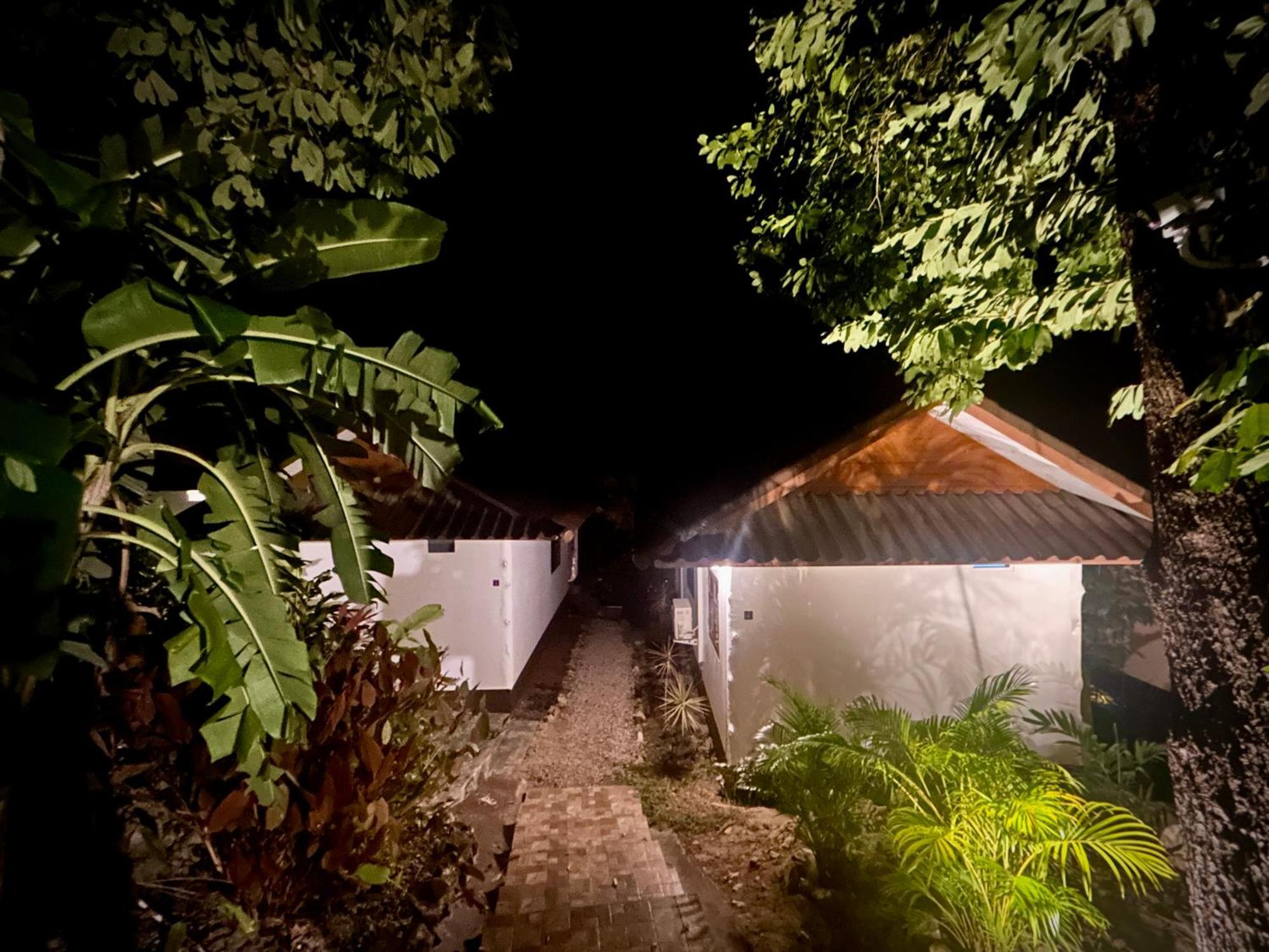 Kalani Bungalows, Haad Yao Exterior foto
