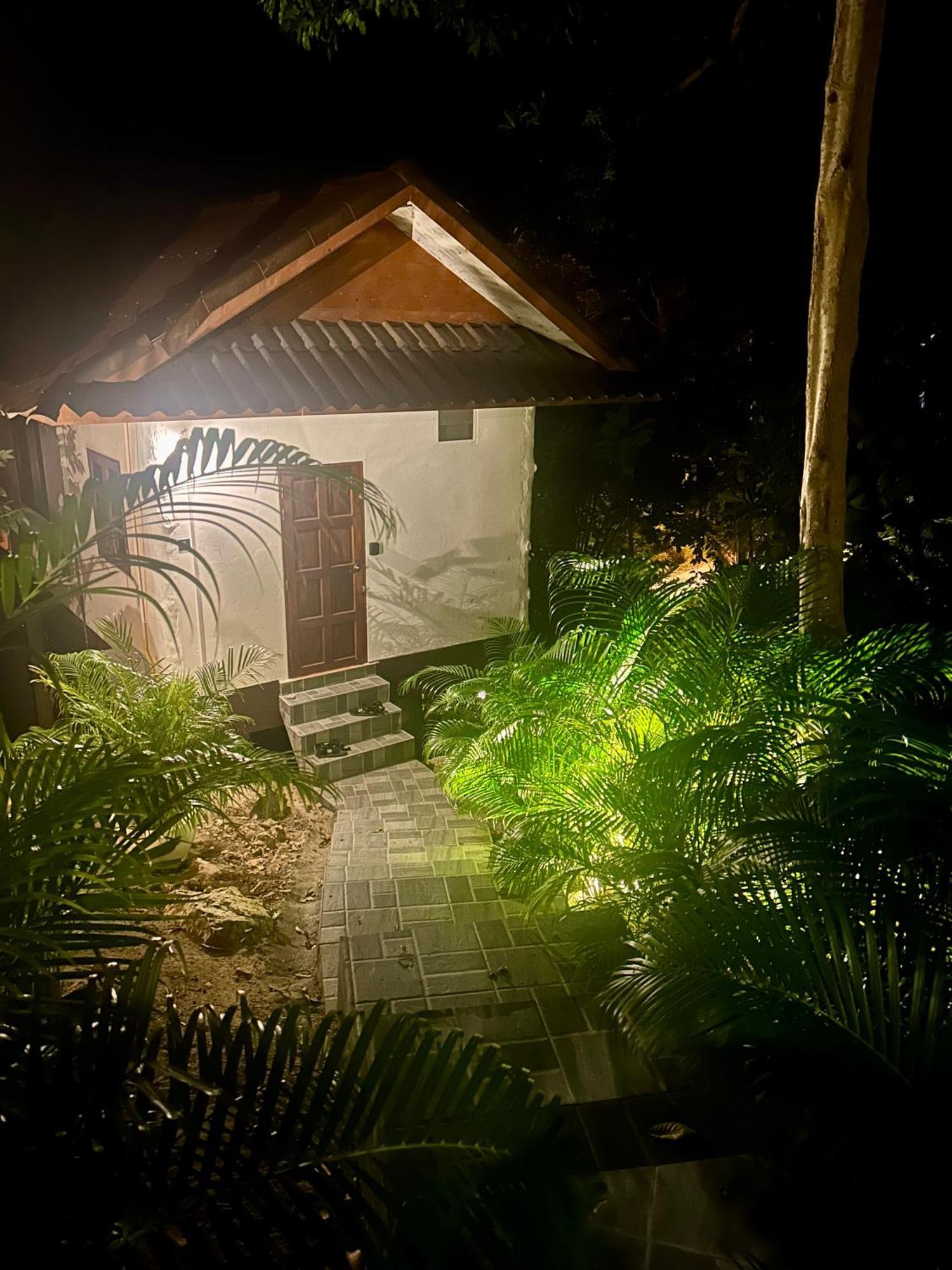 Kalani Bungalows, Haad Yao Exterior foto